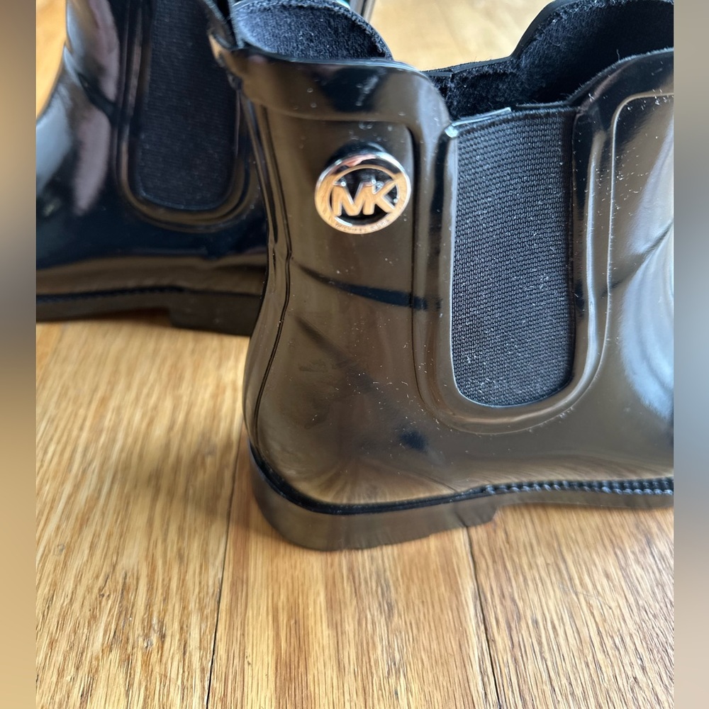 MK Black Rainboots